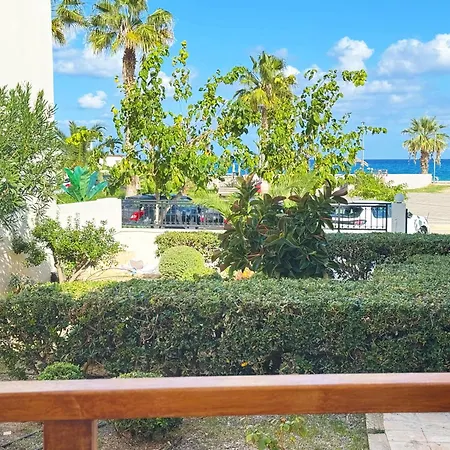 Domenica Apartahotel