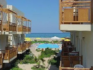 מלון דירות Domenica העיירה רתימנו
