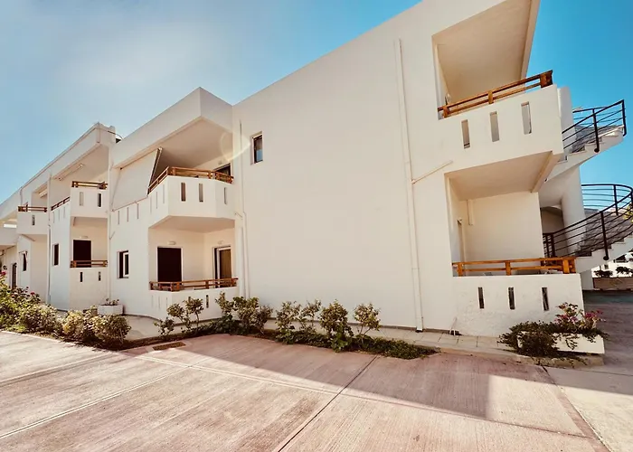 Domenica 4* Rethimno