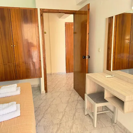Aparthotel Domenica Rethymno (Crete)