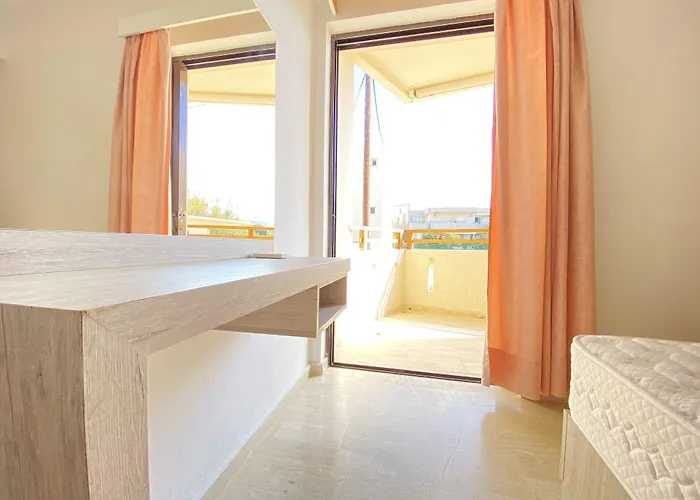 Ξενοδοχείο με διαμερίσματα Domenica 4*