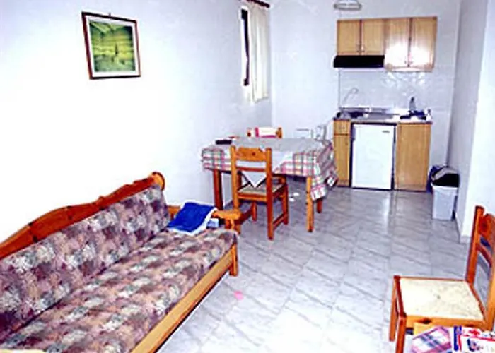 Ξενοδοχείο με διαμερίσματα Domenica 4*